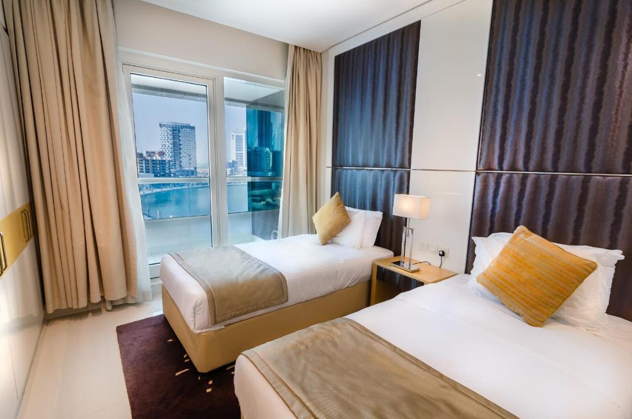 Waterfront Downtown- Damac Maison Canal View ドバイ エクステリア 写真
