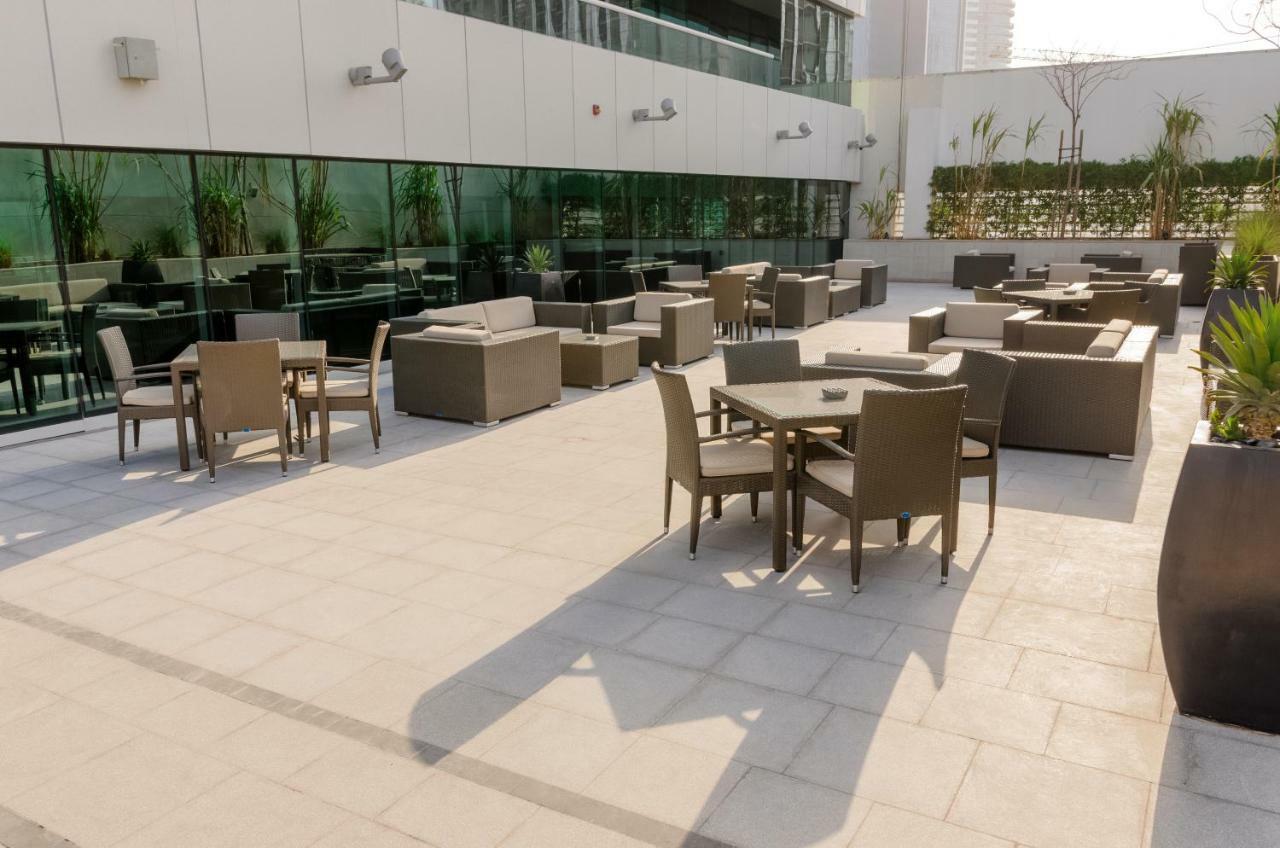 Waterfront Downtown- Damac Maison Canal View ドバイ エクステリア 写真